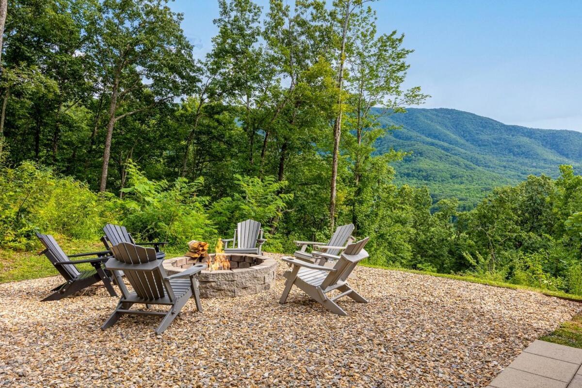 Firefly Cove - Private Theater And Mountain Views! Βίλα Sevierville Εξωτερικό φωτογραφία