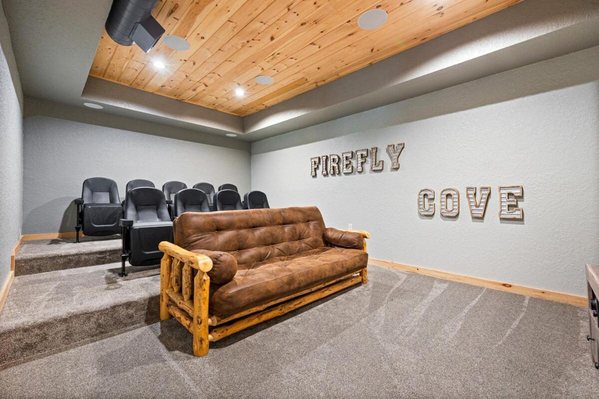 Firefly Cove - Private Theater And Mountain Views! Βίλα Sevierville Εξωτερικό φωτογραφία